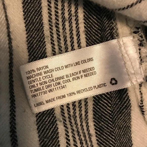 🔴 Merona button down - Picture 4 of 4